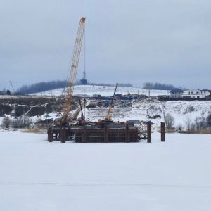 По президентскому нацпроекту «Безопасные качественные дороги» в Псковском районе ведется строительство Северного обхода город...