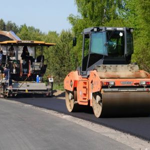 Псковавтодор приступил к асфальтированию региональной автомобильной дороги Гверстонь – Крупп – Кулье в Печорском муниципально...