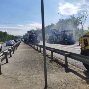 Движение по Демскому шоссе в Уфе открыто.   В выходные, 1 и 2 июня, дорожники обновили асфальтобетонное покрытие на участке о...