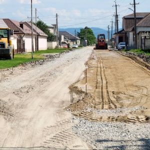 В рамках субсидий, предоставленных Минтрансом КБР муниципальным образованиям из регионального дорожного фонда, в Чегемском ра...