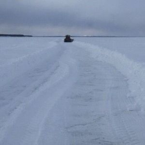 Открыт автозимник на участке дороги «Сангар» в Кобяйском и Намском районах  В связи с обеспечением безопасного и беспрепятств...