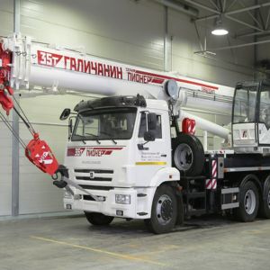 Серия «Пионер» Галичского автокранового завода пополнилась новой моделью АО «Галичский автокрановый завод» пополнил серию «П...