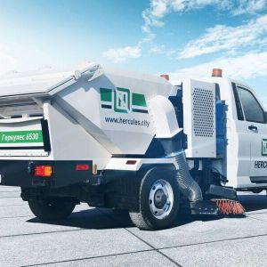 На шасси УАЗ «Профи» выпустили новую коммунальную машину На шасси производства Ульяновского автомобильного завода «УАЗ Профи...