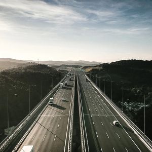 Росавтодор выступил против автобусных полос на федтрассах в Подмосковье Федеральное дорожное агентство выступило против орга...