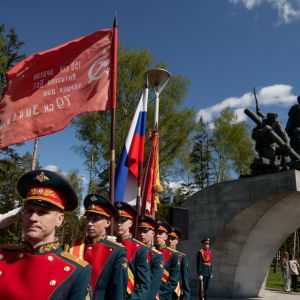 В преддверии 78-й годовщины Победы в Великой Отечественной войне на 71-м км М-1 «Беларусь» прошла традиционная торжественная...