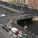 На Варшавском мосту через Обводный канал начинается ремонт асфальтобетонного покрытия.  В связи с этим движение на переправе...